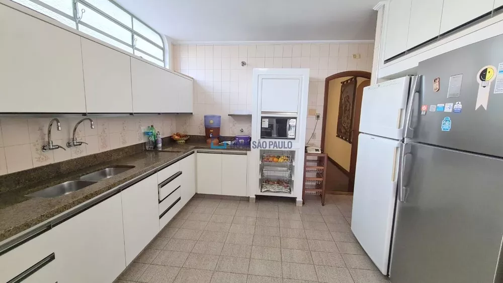 Casa à venda com 4 quartos, 487m² - Foto 8