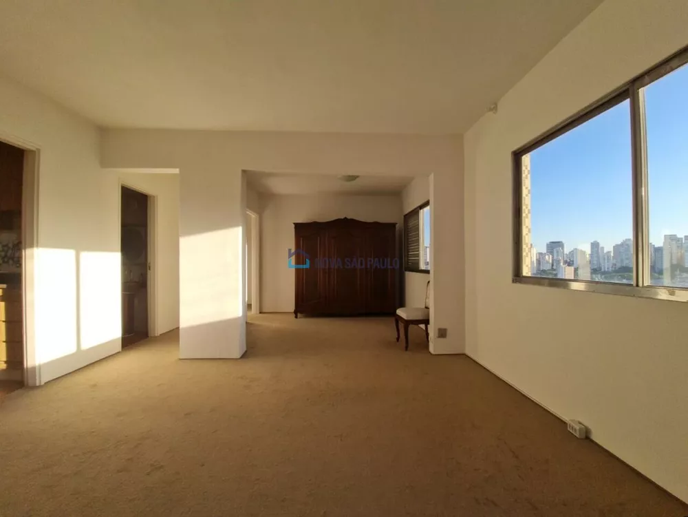 Apartamento à venda com 2 quartos, 90m² - Foto 1