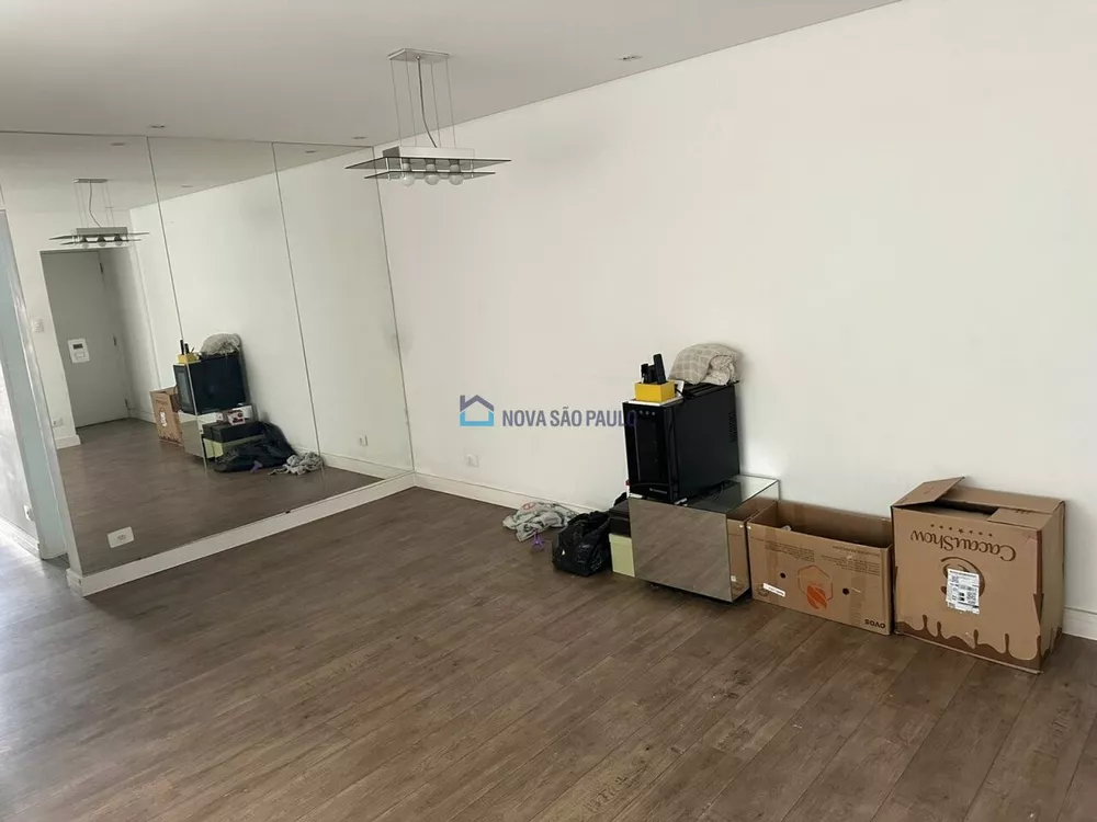 Apartamento à venda com 3 quartos, 90m² - Foto 2