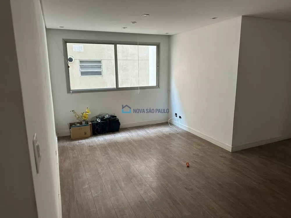 Apartamento à venda com 3 quartos, 90m² - Foto 1