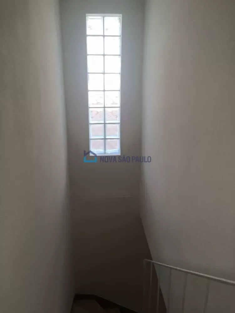 Casa para alugar com 2 quartos, 132m² - Foto 6