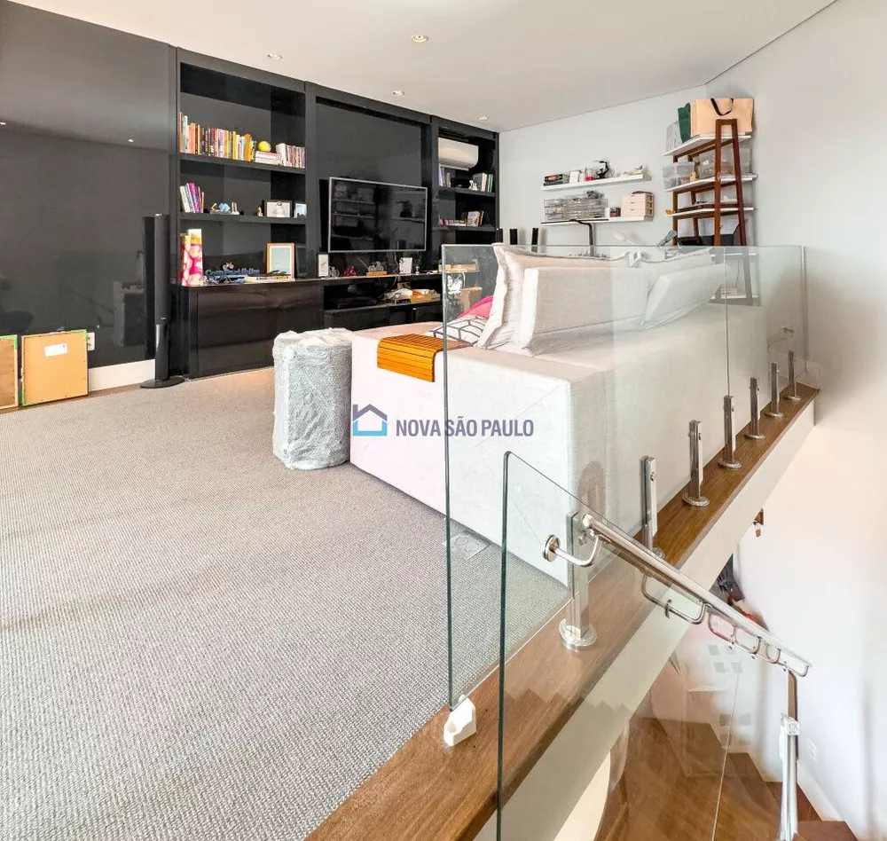 Apartamento à venda com 3 quartos, 159m² - Foto 2