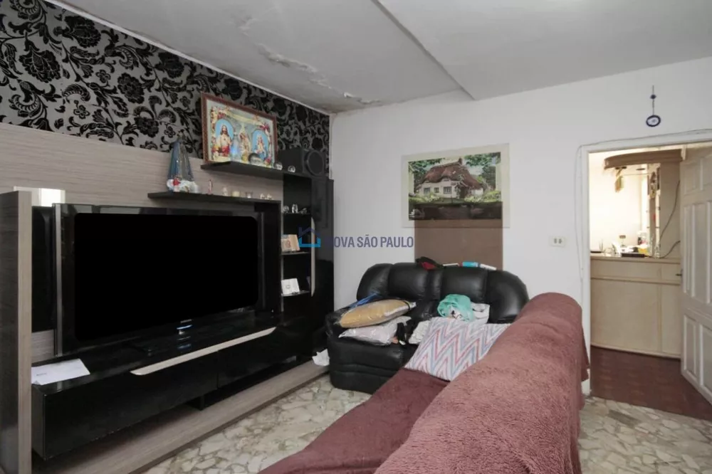 Casa à venda com 4 quartos, 300m² - Foto 1