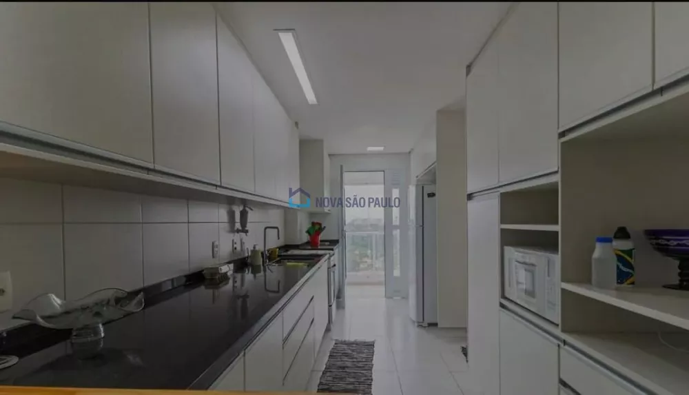 Apartamento à venda com 4 quartos, 209m² - Foto 18