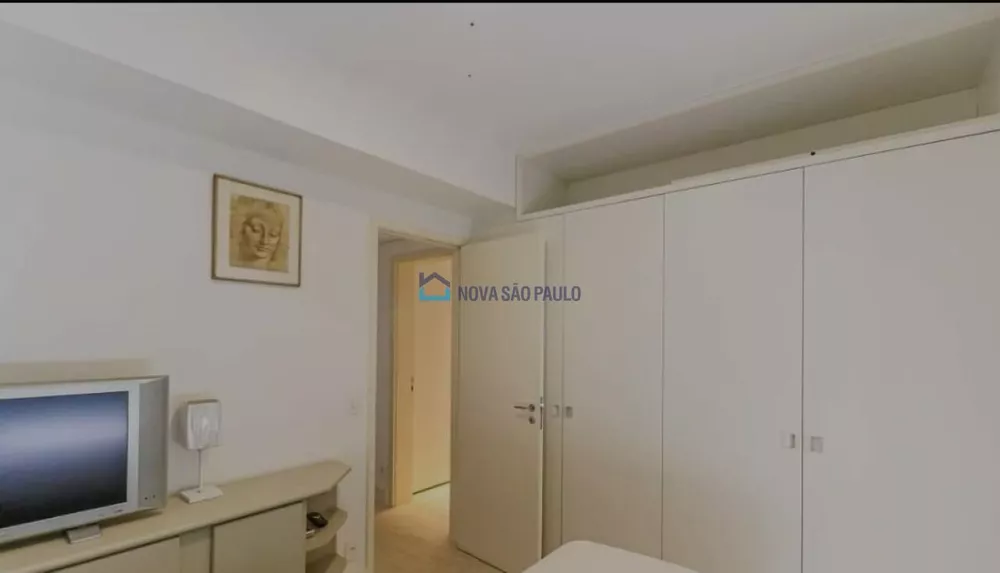 Apartamento à venda com 4 quartos, 209m² - Foto 15