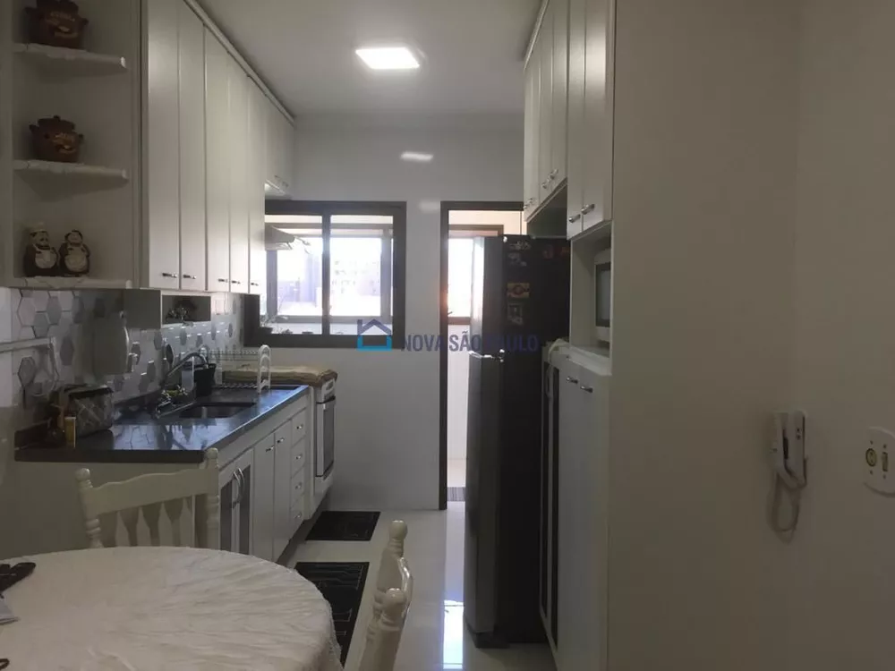 Apartamento à venda com 3 quartos, 115m² - Foto 4