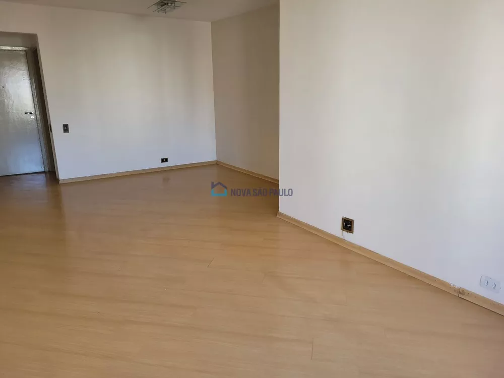 Apartamento à venda com 3 quartos, 83m² - Foto 4