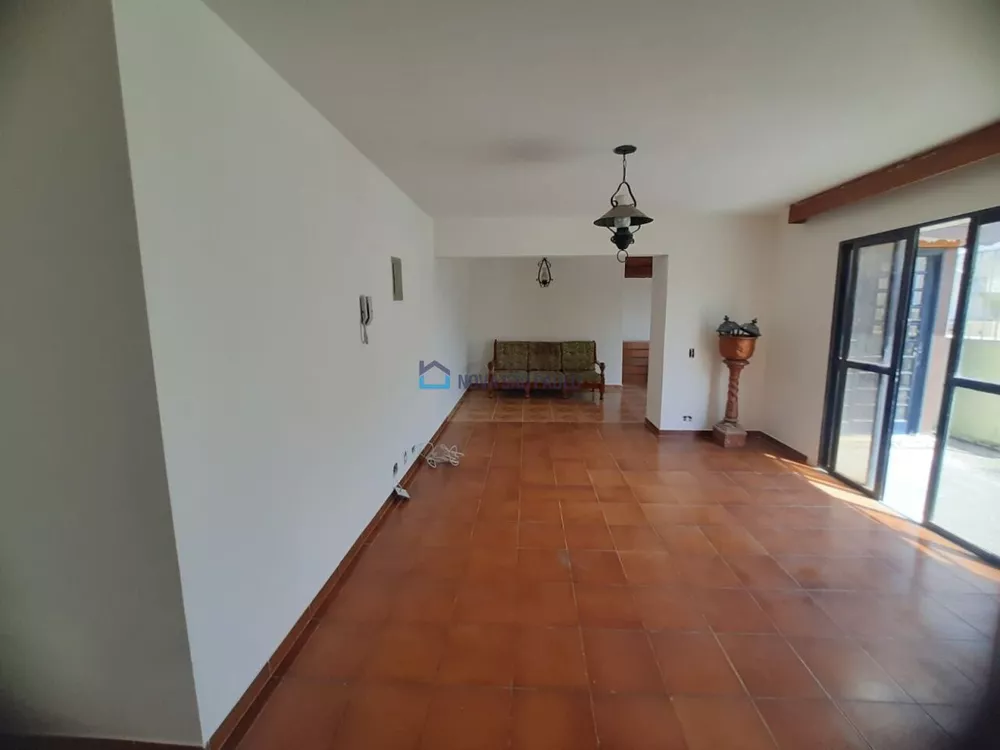 Apartamento à venda com 3 quartos, 148m² - Foto 1