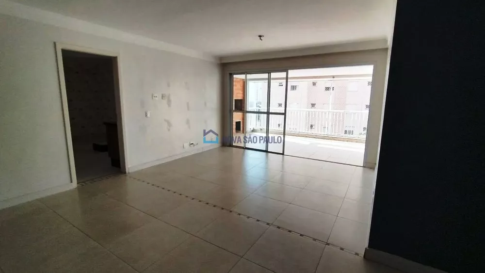 Apartamento à venda com 4 quartos, 145m² - Foto 2