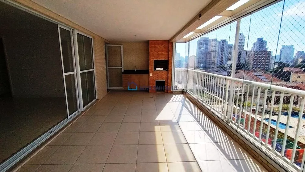 Apartamento à venda com 4 quartos, 145m² - Foto 1