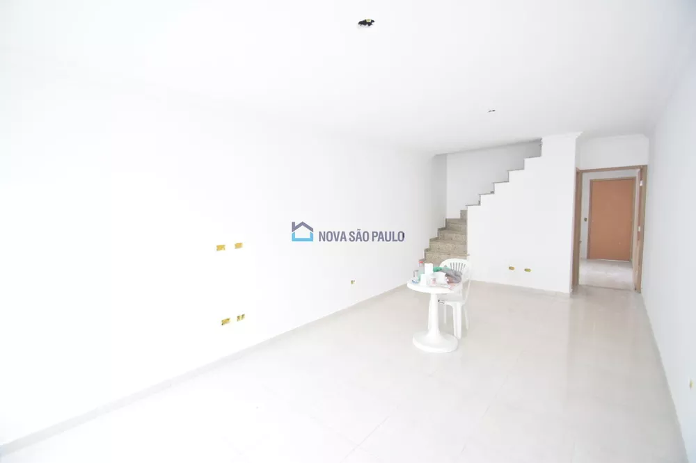 Casa à venda com 3 quartos, 132m² - Foto 4