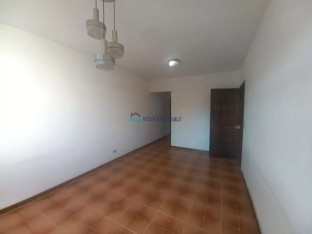 Casa à venda com 3 quartos, 112m² - Foto 2