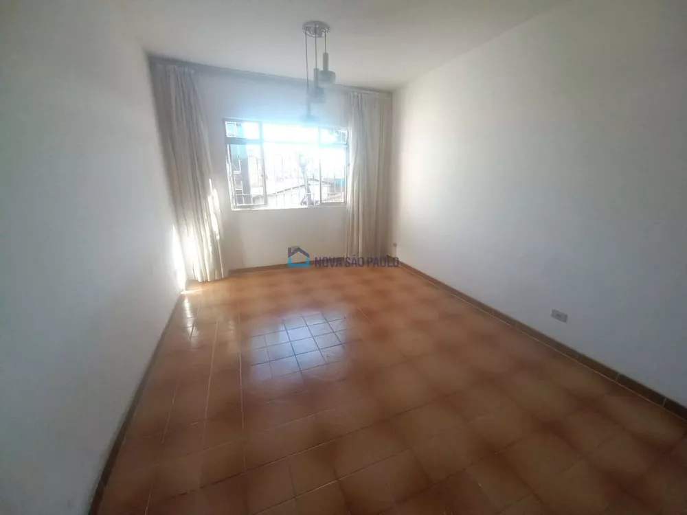 Casa à venda com 3 quartos, 112m² - Foto 1