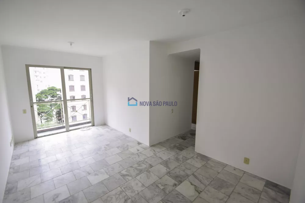 Apartamento à venda com 3 quartos, 62m² - Foto 3