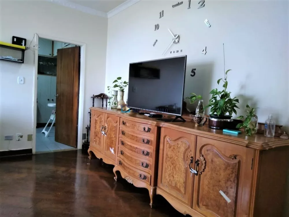 Apartamento à venda com 2 quartos, 140m² - Foto 2