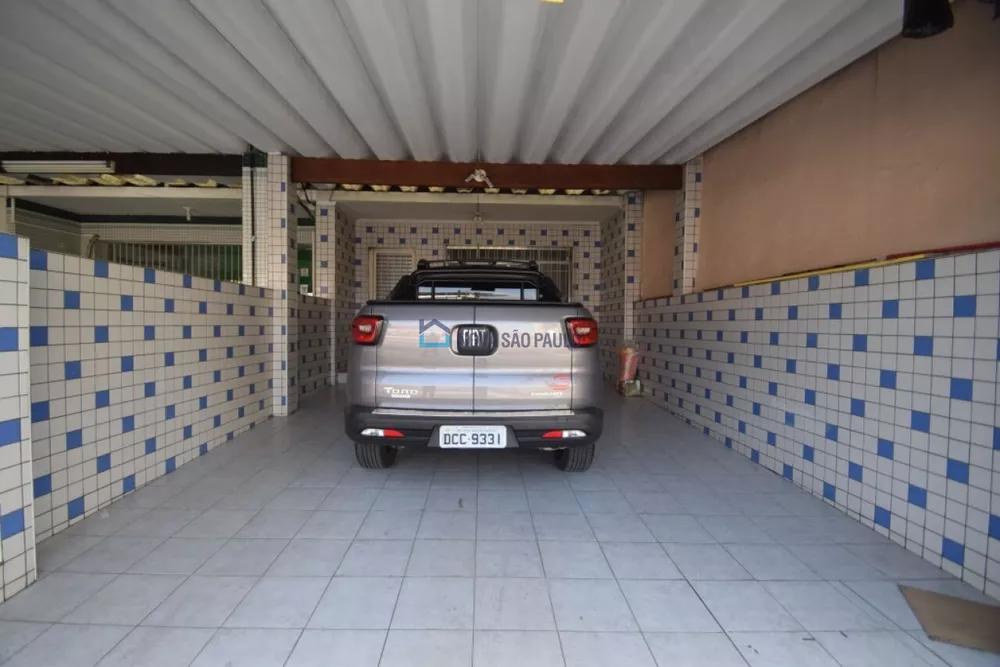 Casa Comercial à venda com 5 quartos, 175m² - Foto 1