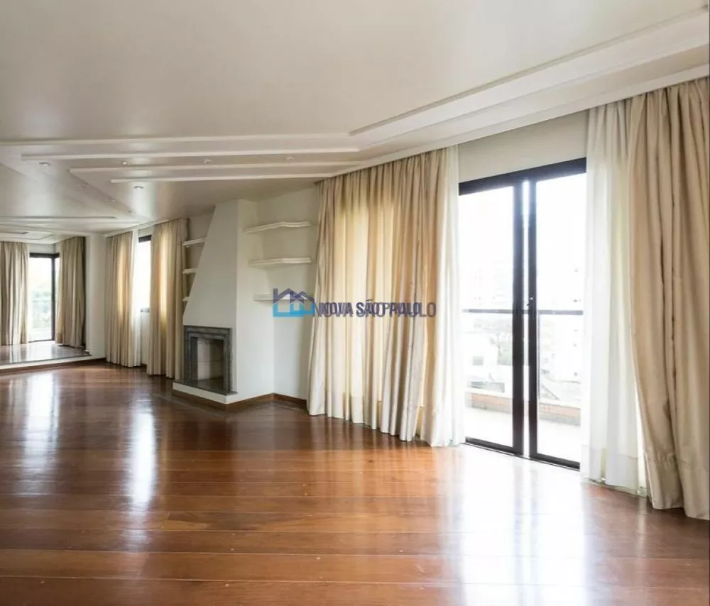 Apartamento à venda com 4 quartos, 235m² - Foto 1