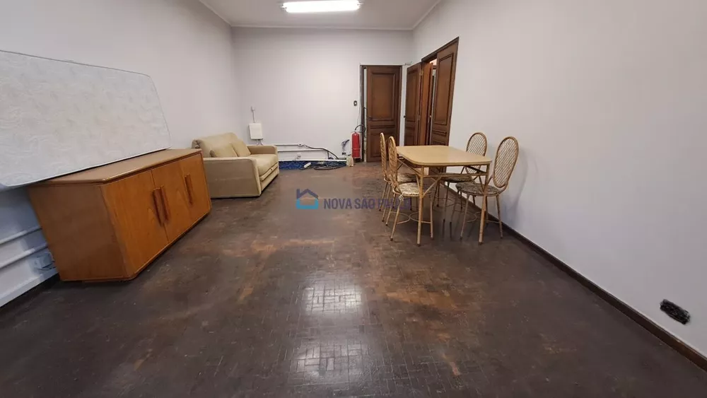 Casa Comercial à venda com 3 quartos, 296m² - Foto 2