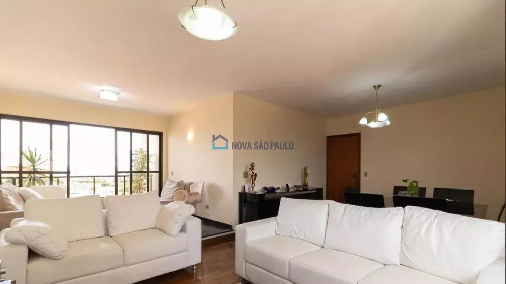 Apartamento à venda com 3 quartos, 140m² - Foto 1