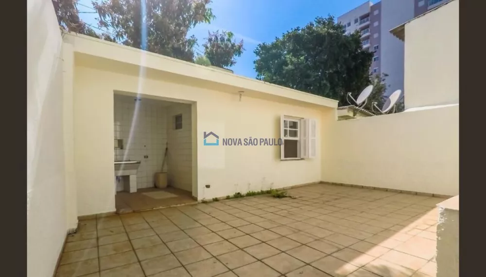 Casa Comercial à venda com 3 quartos, 120m² - Foto 1