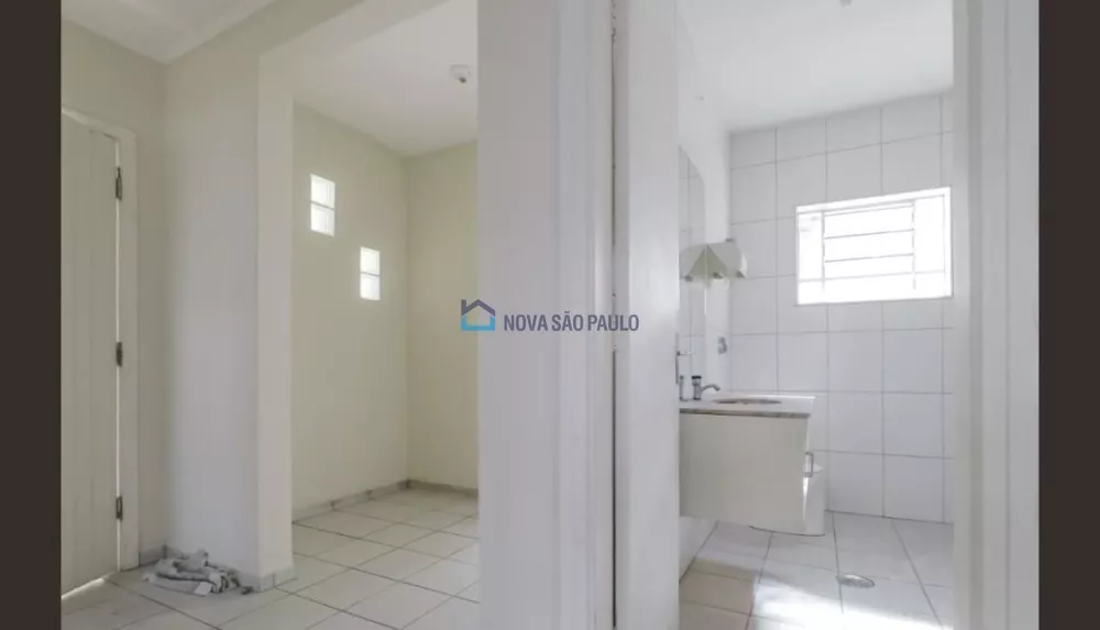 Casa Comercial à venda com 3 quartos, 120m² - Foto 4