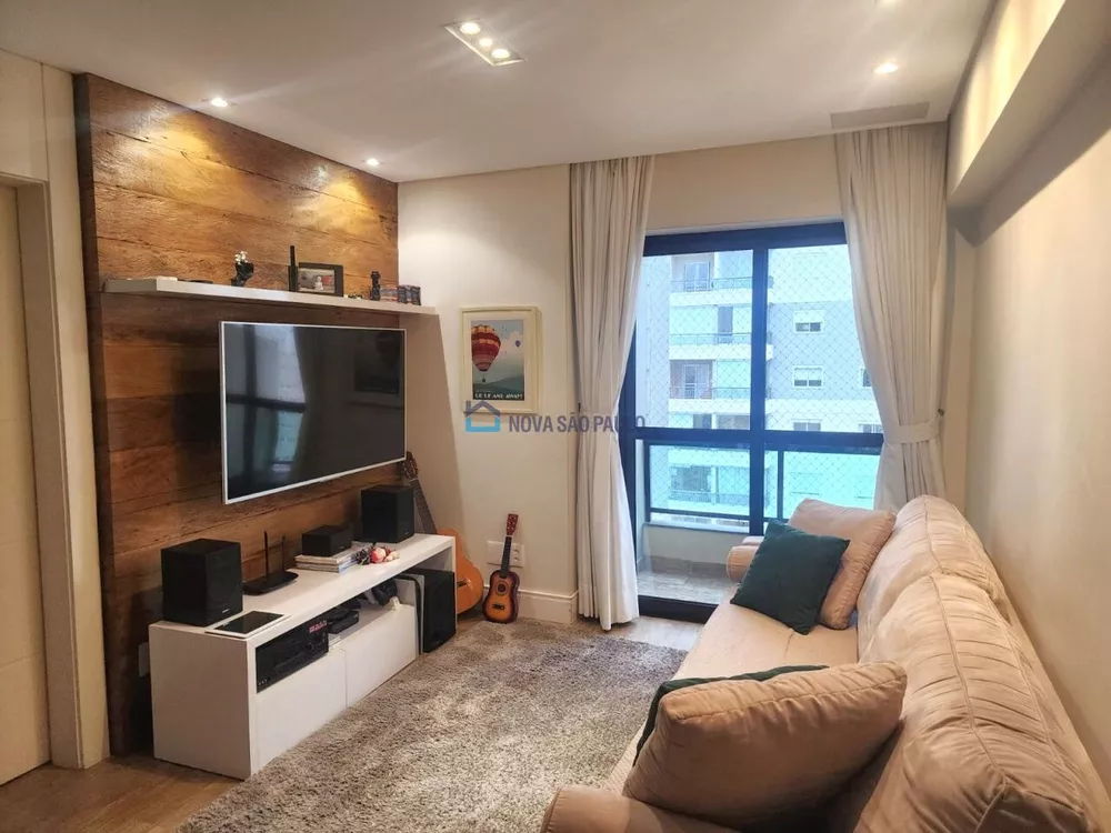 Apartamento à venda com 3 quartos, 72m² - Foto 1