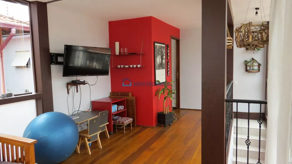 Casa à venda com 3 quartos, 195m² - Foto 3