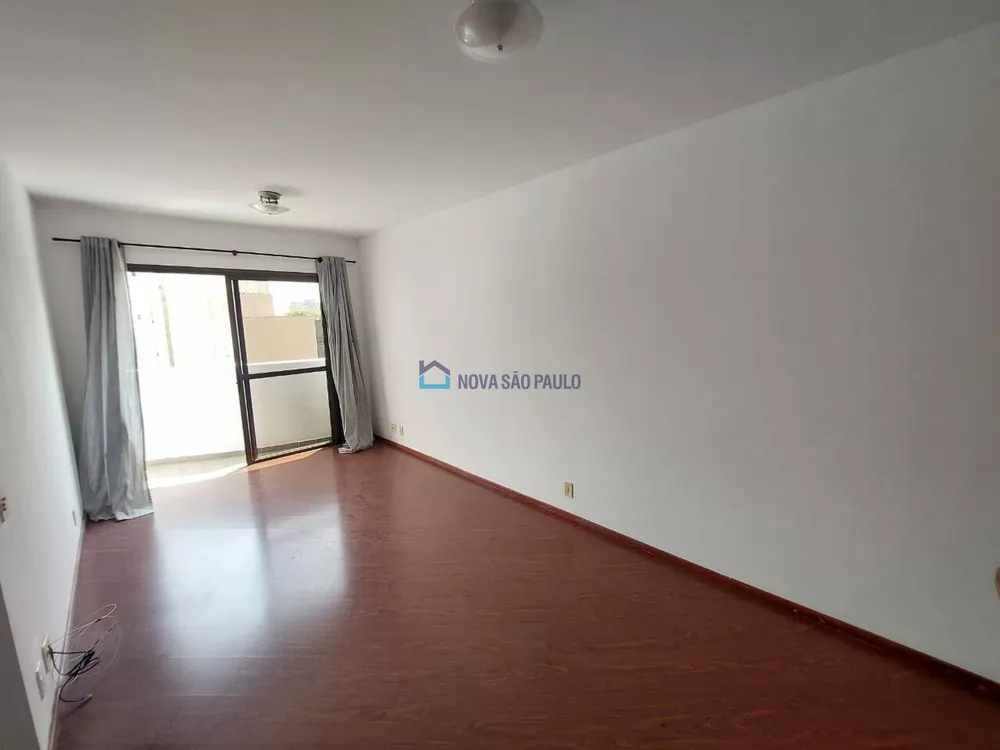 Apartamento para alugar com 3 quartos, 80m² - Foto 1