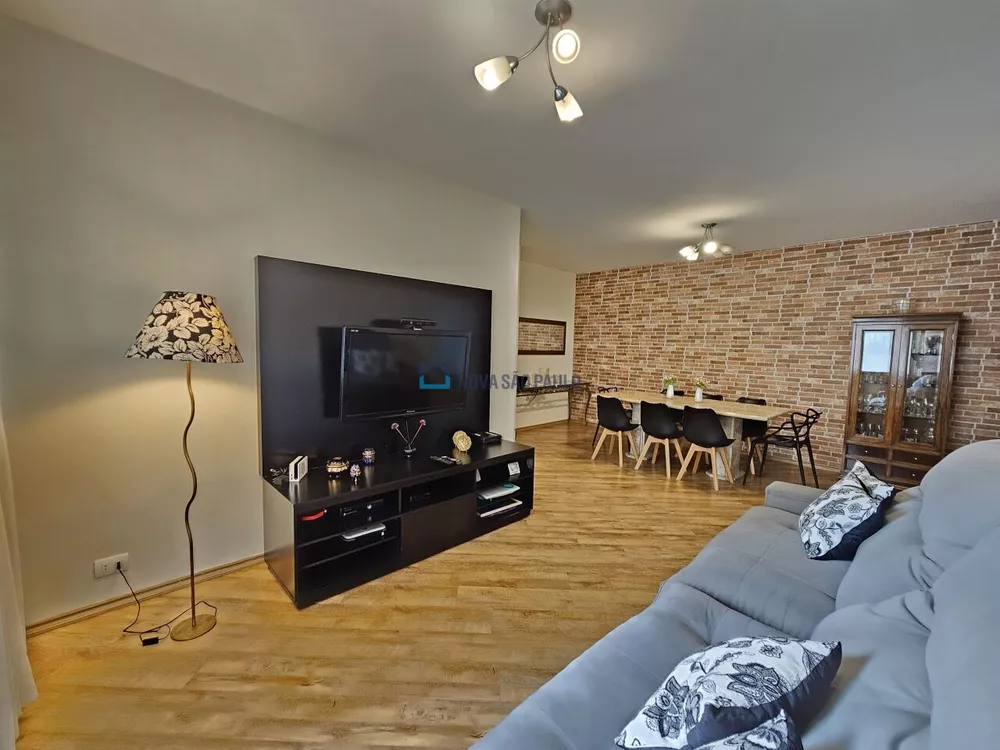 Apartamento à venda com 2 quartos, 111m² - Foto 1