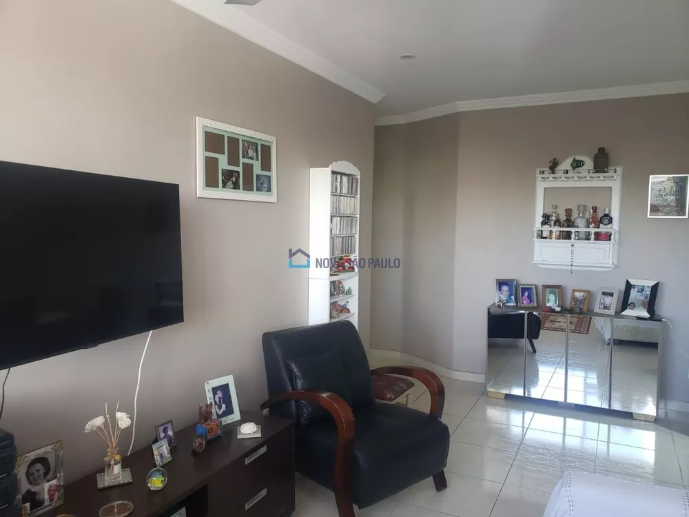 Apartamento à venda com 2 quartos, 62m² - Foto 4