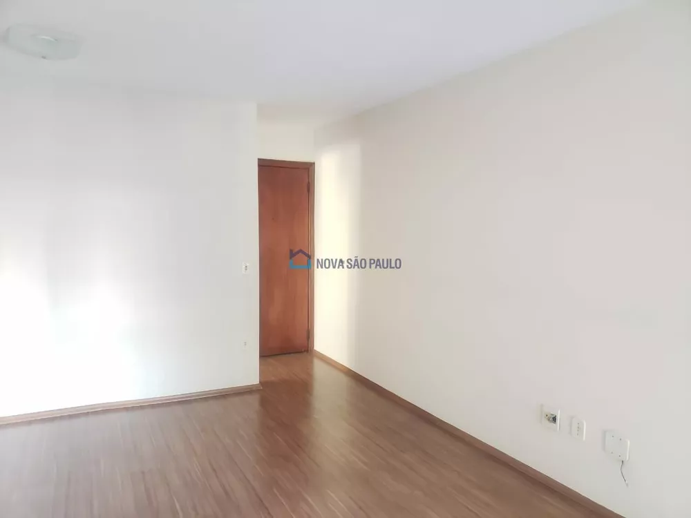 Apartamento à venda com 2 quartos, 63m² - Foto 4