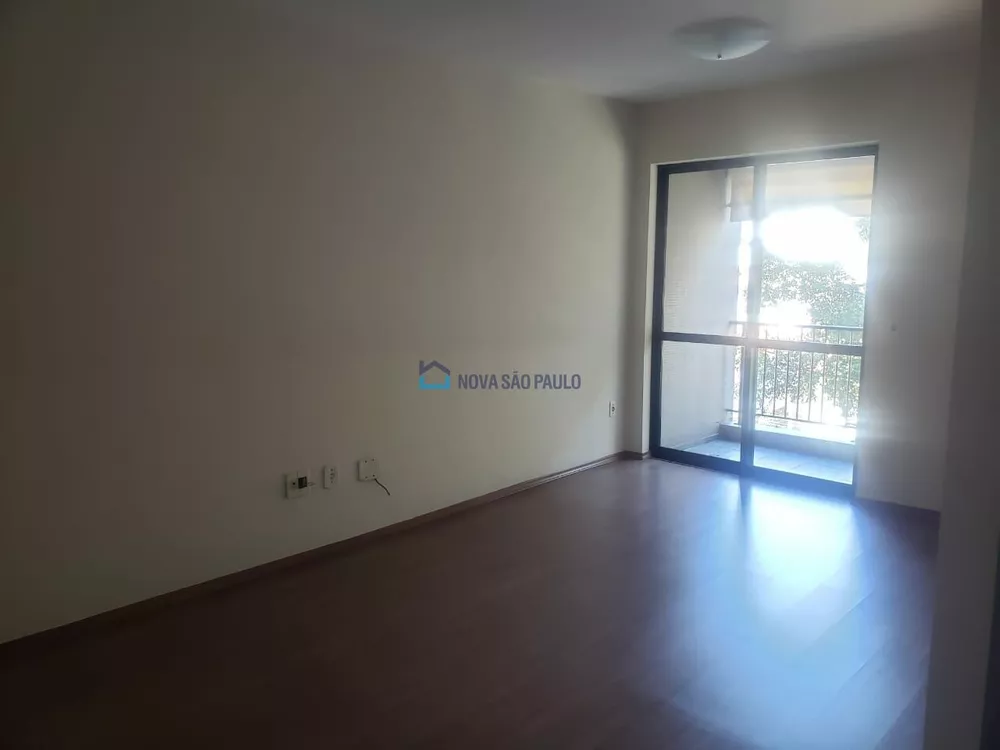 Apartamento à venda com 2 quartos, 63m² - Foto 2