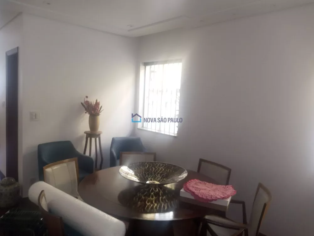 Casa à venda com 3 quartos, 217m² - Foto 4