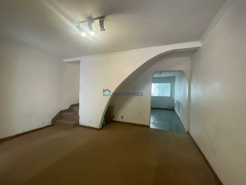 Casa Comercial à venda com 2 quartos, 105m² - Foto 3