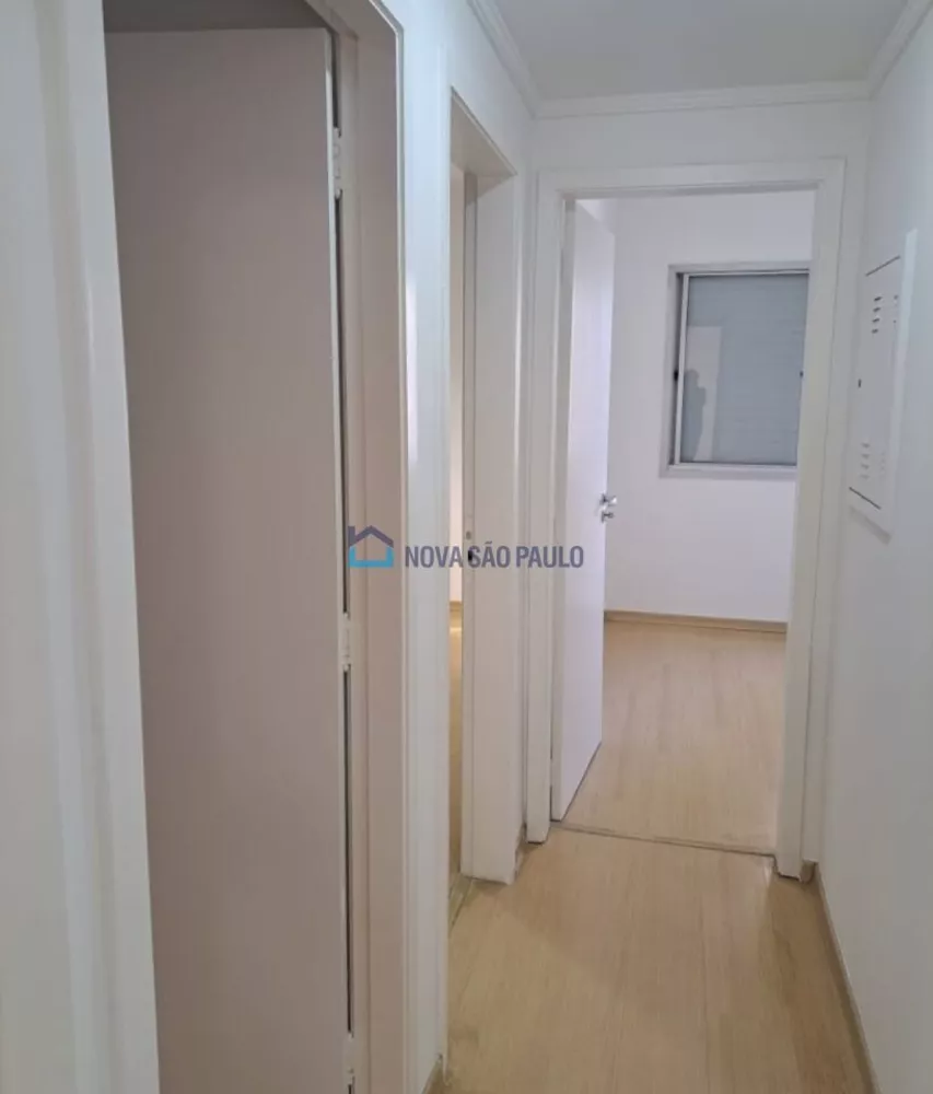 Apartamento à venda com 3 quartos, 75m² - Foto 4