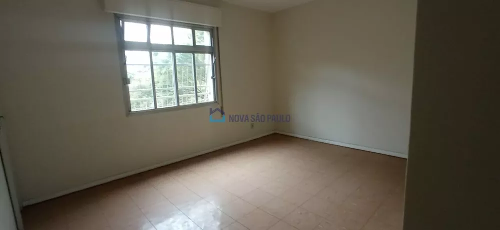 Apartamento à venda com 3 quartos, 141m² - Foto 4