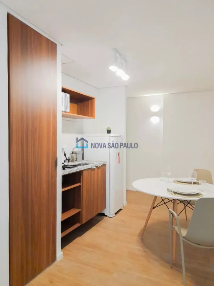 Apartamento para alugar com 2 quartos, 64m² - Foto 3