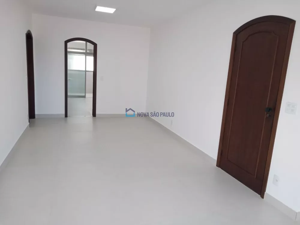 Apartamento à venda com 3 quartos, 102m² - Foto 1