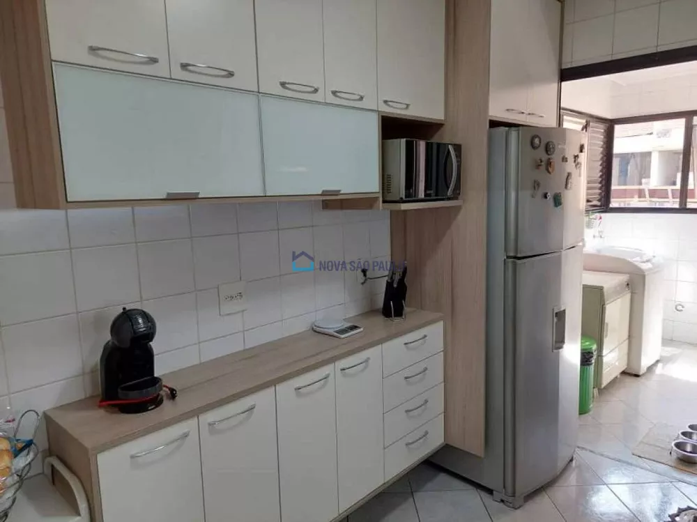 Apartamento à venda com 3 quartos, 110m² - Foto 4