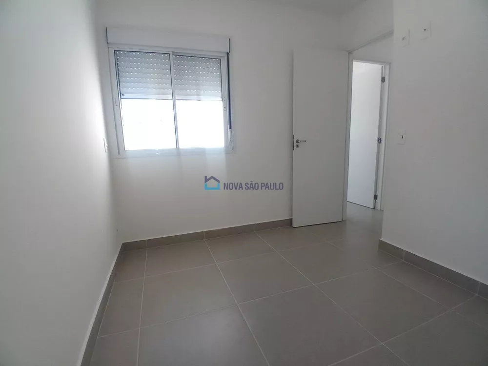 Apartamento para alugar com 2 quartos, 36m² - Foto 6