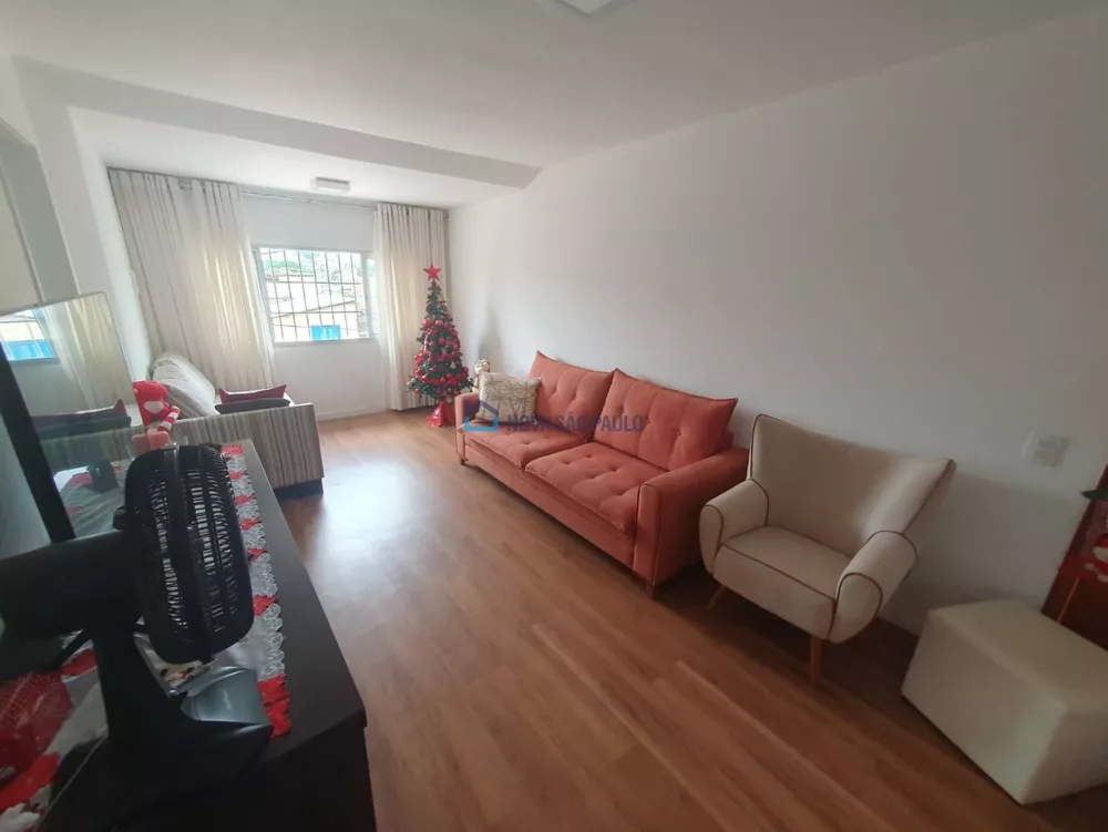 Casa à venda com 3 quartos, 160m² - Foto 2