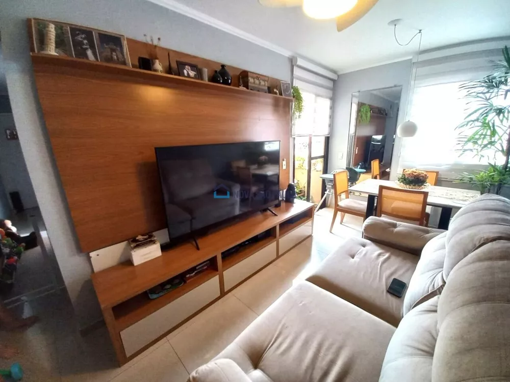 Apartamento à venda com 2 quartos, 56m² - Foto 1