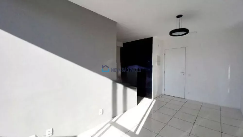 Apartamento à venda com 1 quarto, 40m² - Foto 4