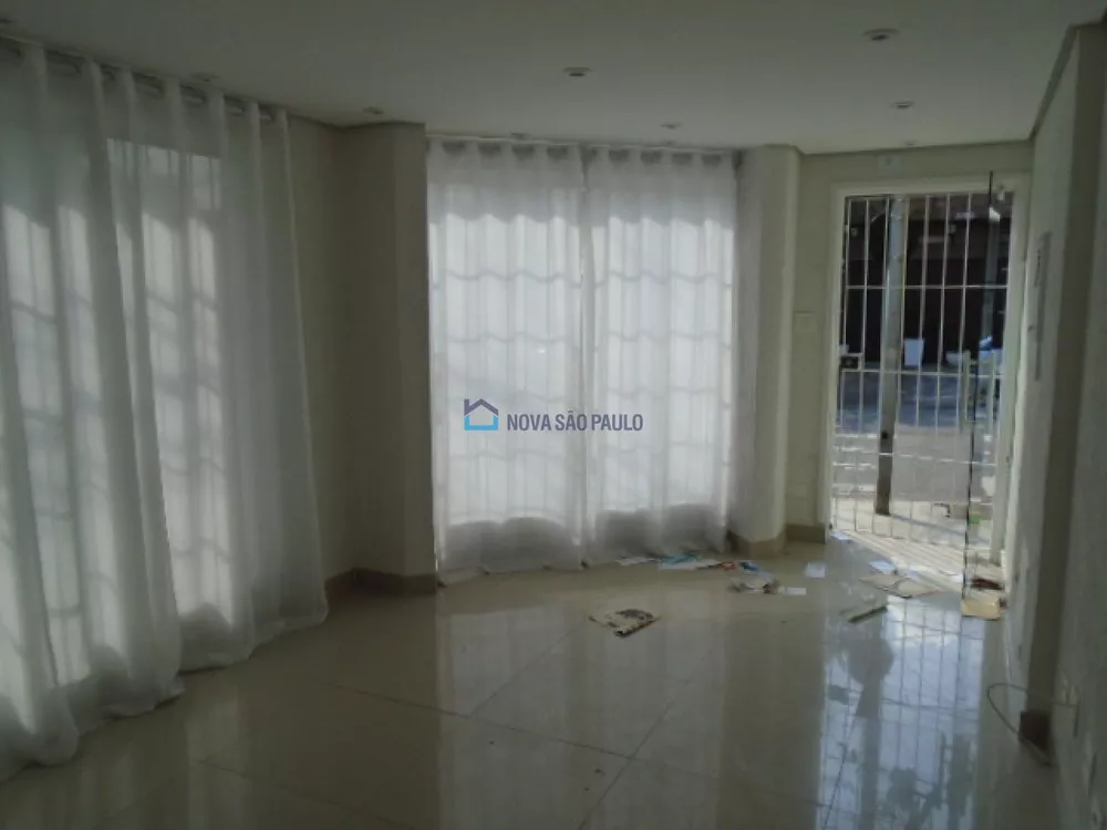 Casa Comercial para alugar com 1 quarto, 70m² - Foto 2