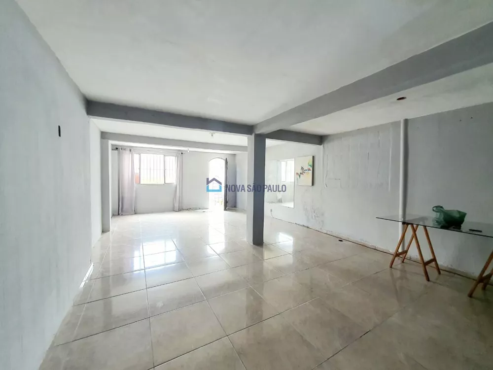 Casa à venda com 2 quartos, 120m² - Foto 1