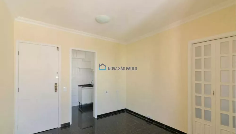 Apartamento à venda com 2 quartos, 62m² - Foto 1