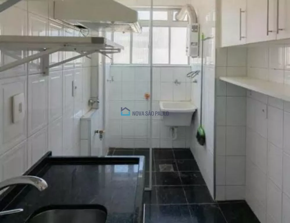 Apartamento à venda com 2 quartos, 62m² - Foto 4