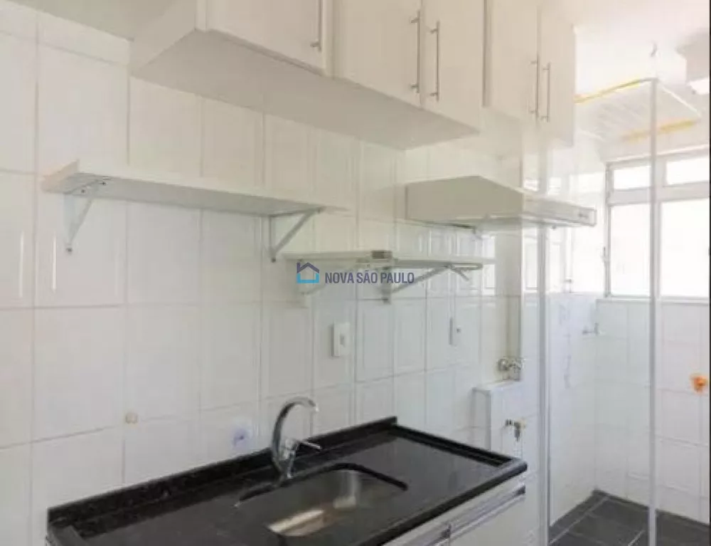 Apartamento à venda com 2 quartos, 62m² - Foto 3