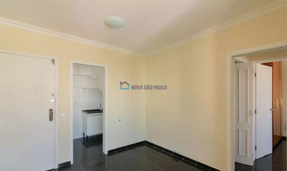 Apartamento à venda com 2 quartos, 62m² - Foto 2