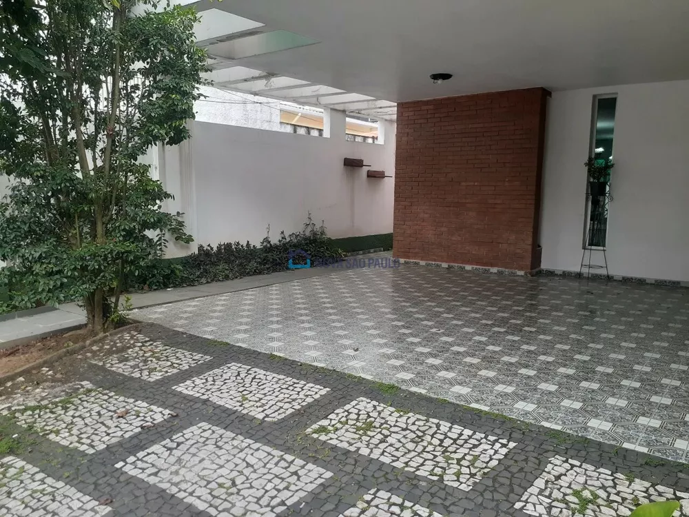 Casa à venda com 4 quartos, 193m² - Foto 1